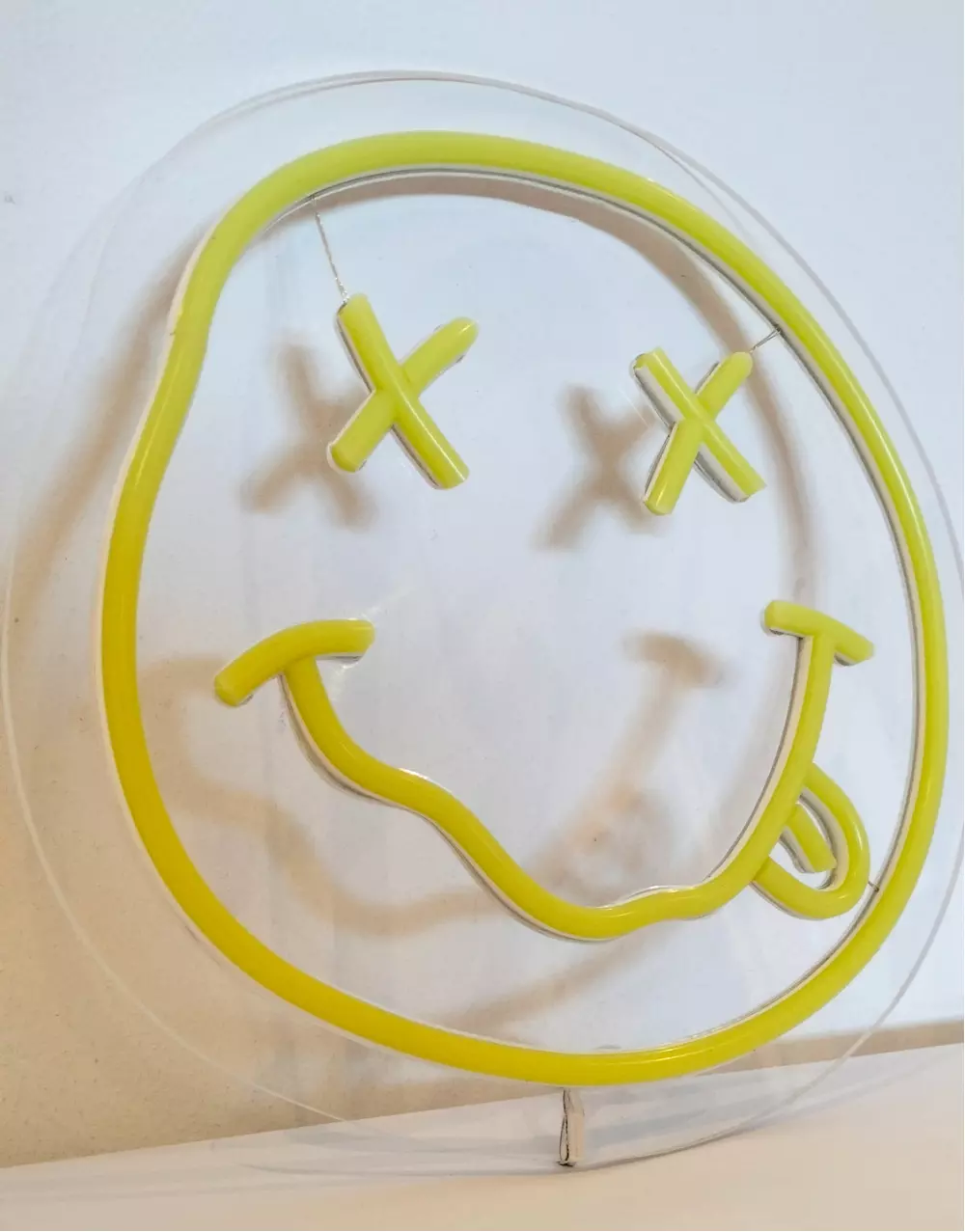 smiley_neon_mini_sign_off